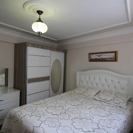 Yilmaz Apartment