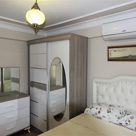 Sultanahmet Deluxe Yilmaz 公寓
